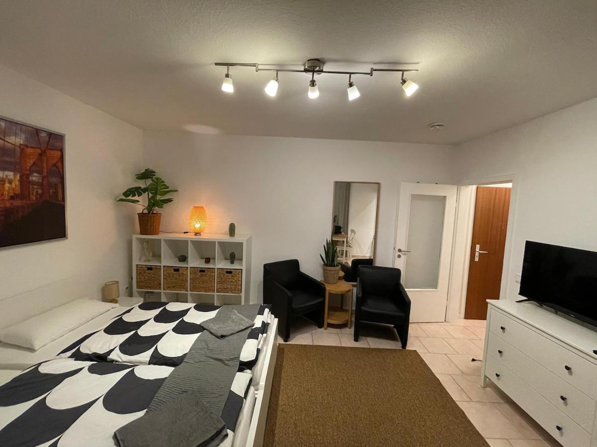 Apartment Centrally Located At Station