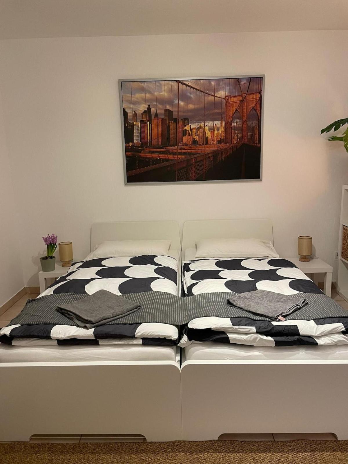 Centrally Located At Station * Düsseldorf