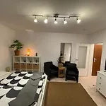 Studio Centrally Located At Central Station